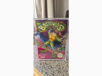 Inplastad Battletoads med akrylbox