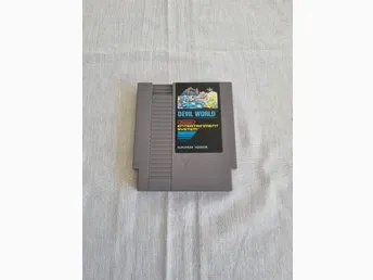 Devil World - Nintendo NES 5-skruvar