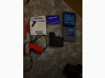 Nintendo NES Zapper med Hogan's Alley spel