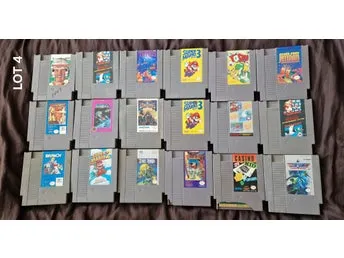 Lot (Nr 4) med 18 Amerikanska (NTSC) NES-spel.