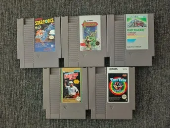 NES Bundle - Castlevania, Tiny Toon, Star Force, Rad Racer. Fighting Golf