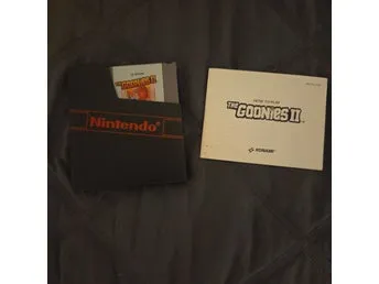 The Goonies II + Manual - SCN (NES)