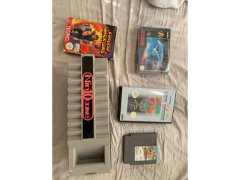 Spel samt en Nintendo case